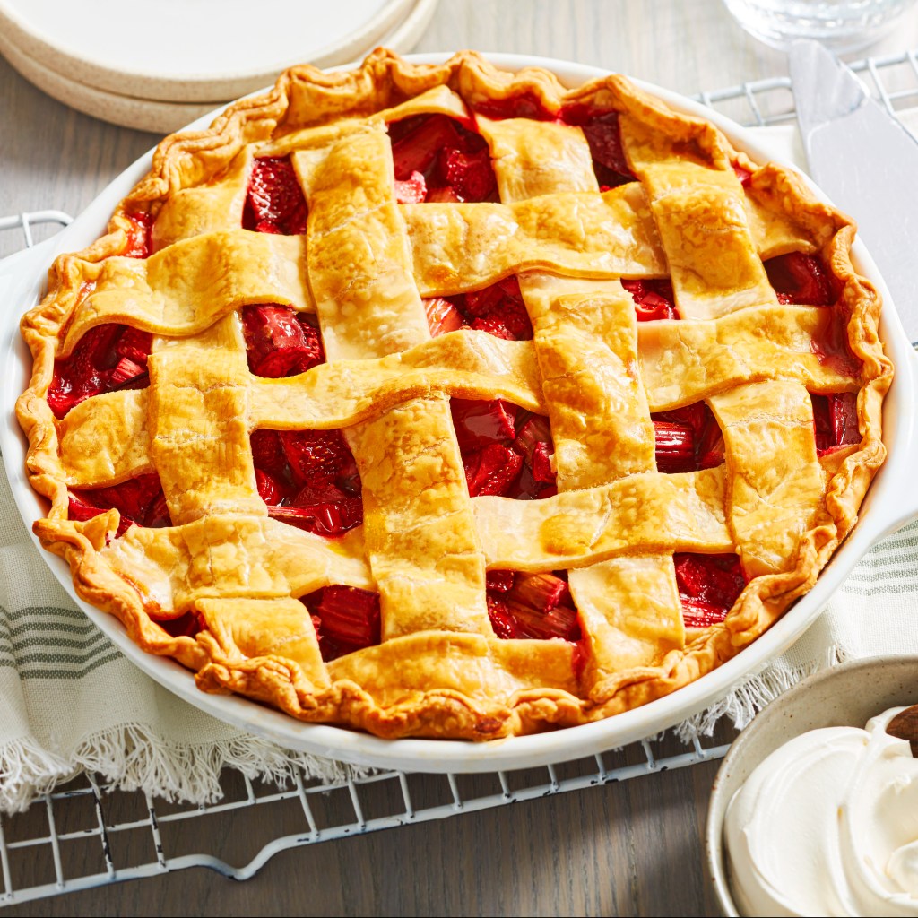 lattuce topped strawberry rhubarb pie - food styling by toronto recipe developer and food stylist, Annabelle Waugh
