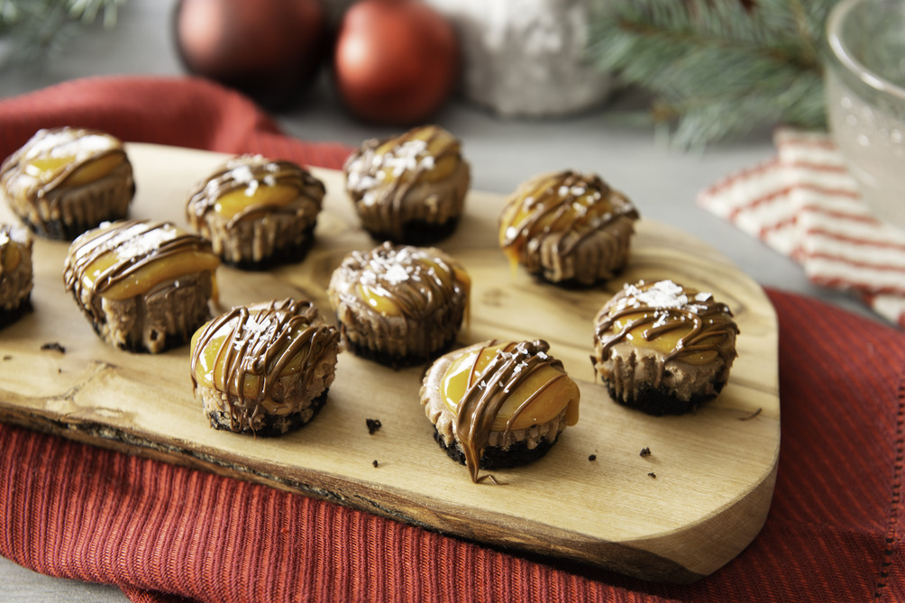 hazelnut-cheesecake-bites-with-salted-caramel-toronto-recipe-developer-toronto-food-stylist